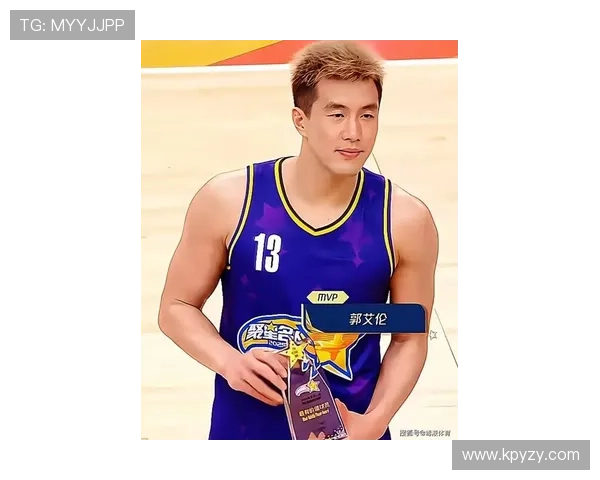 中国男篮力克菲律宾晋级亚洲杯决赛 郭艾伦表现亮眼助队取胜 中国男篮力克菲律宾晋级亚洲杯决赛 郭艾伦表现亮眼助队取胜