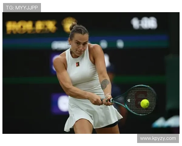 全球网球巡回赛最新动态：顶级选手角逐年度总决赛冠军