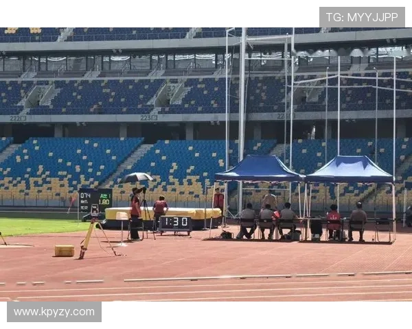 国际赛场风云再起强队鏖战上演巅峰对决精彩不断激情绽放赛事瞬间