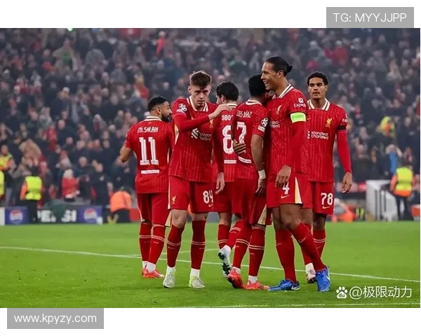 欧洲豪门激战揭幕新赛季焦点之战引发全球球迷热议不断持续升温中